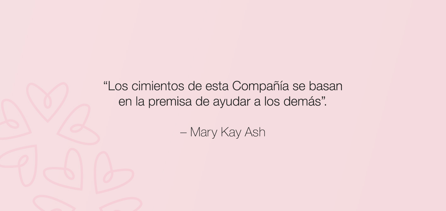 Cita de Mary Kay Ash contra un fondo rosa con corazones.